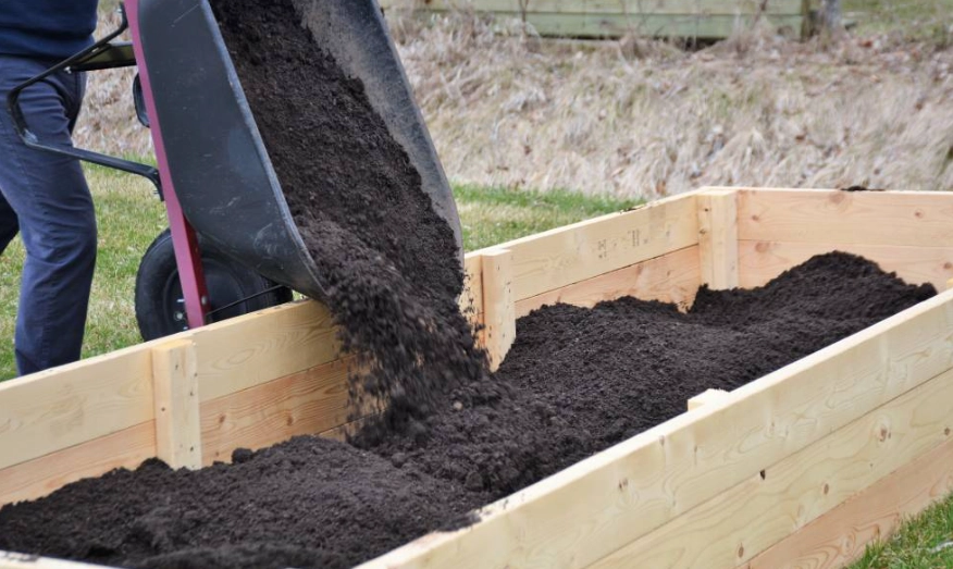 how to fill a raised bed cheaply how to fill a raised bed cheaply