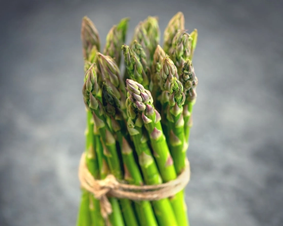 how to plant asparagus crowns