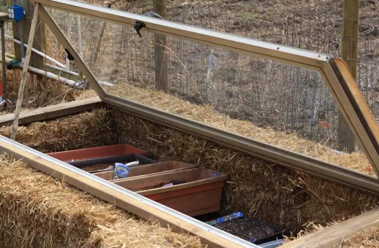 how to build a cold frame