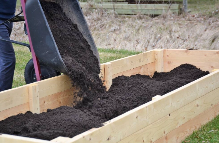 how to make garden soil for raised beds how to make garden soil for raised beds