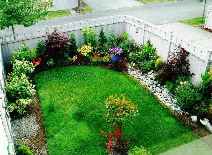 backyard ideas for small spaces