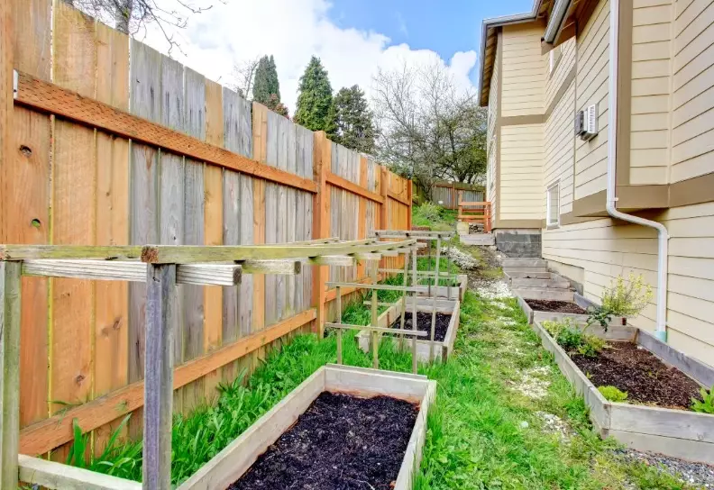 best soil for raised beds