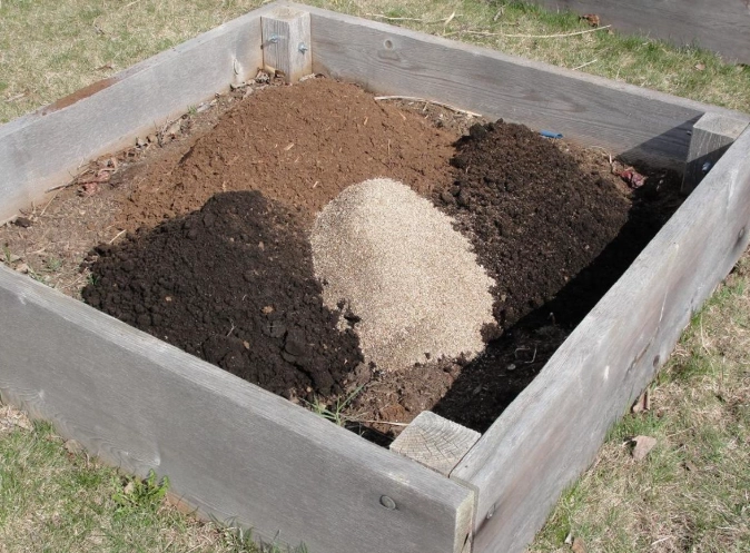 raised bed soil mix