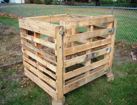 pallet compost bin pallet compost bin
