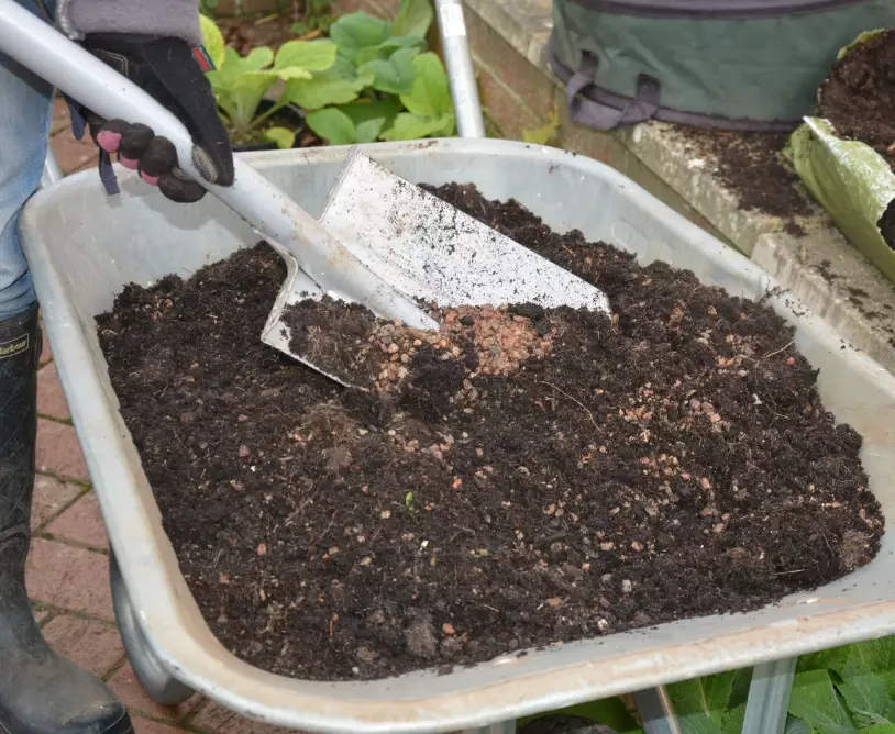 how to improve soil quality how to improve soil quality